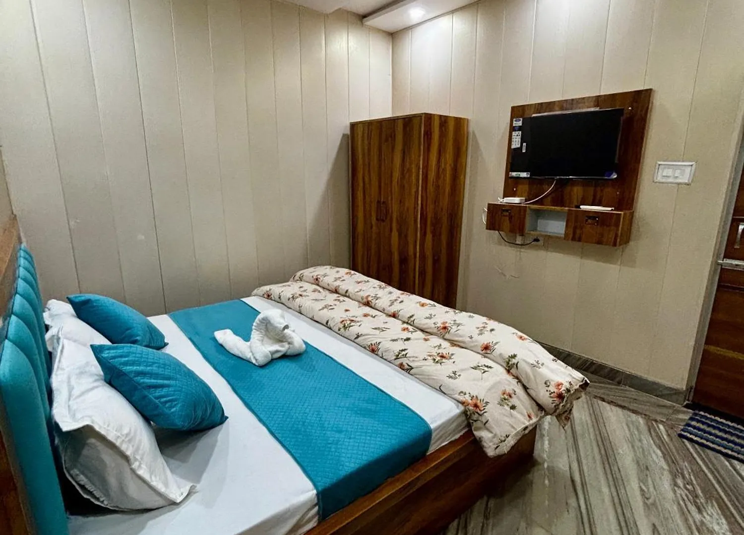 Sky Inn Agra  Homestay Agra (Uttar Pradesh)