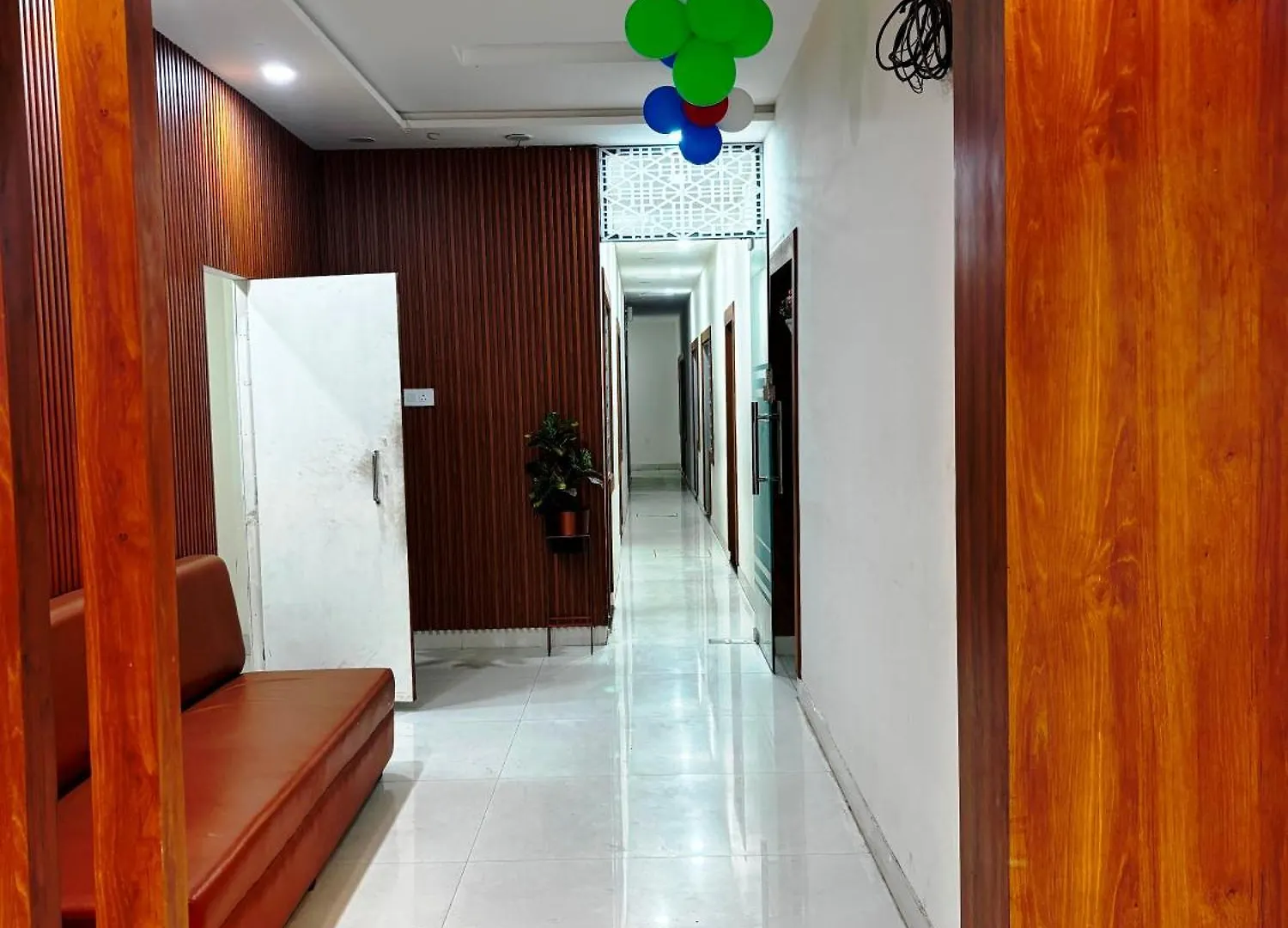 Sky Inn Agra  Agra (Uttar Pradesh)