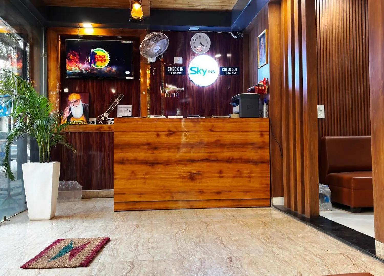 Sky Inn Agra  Homestay